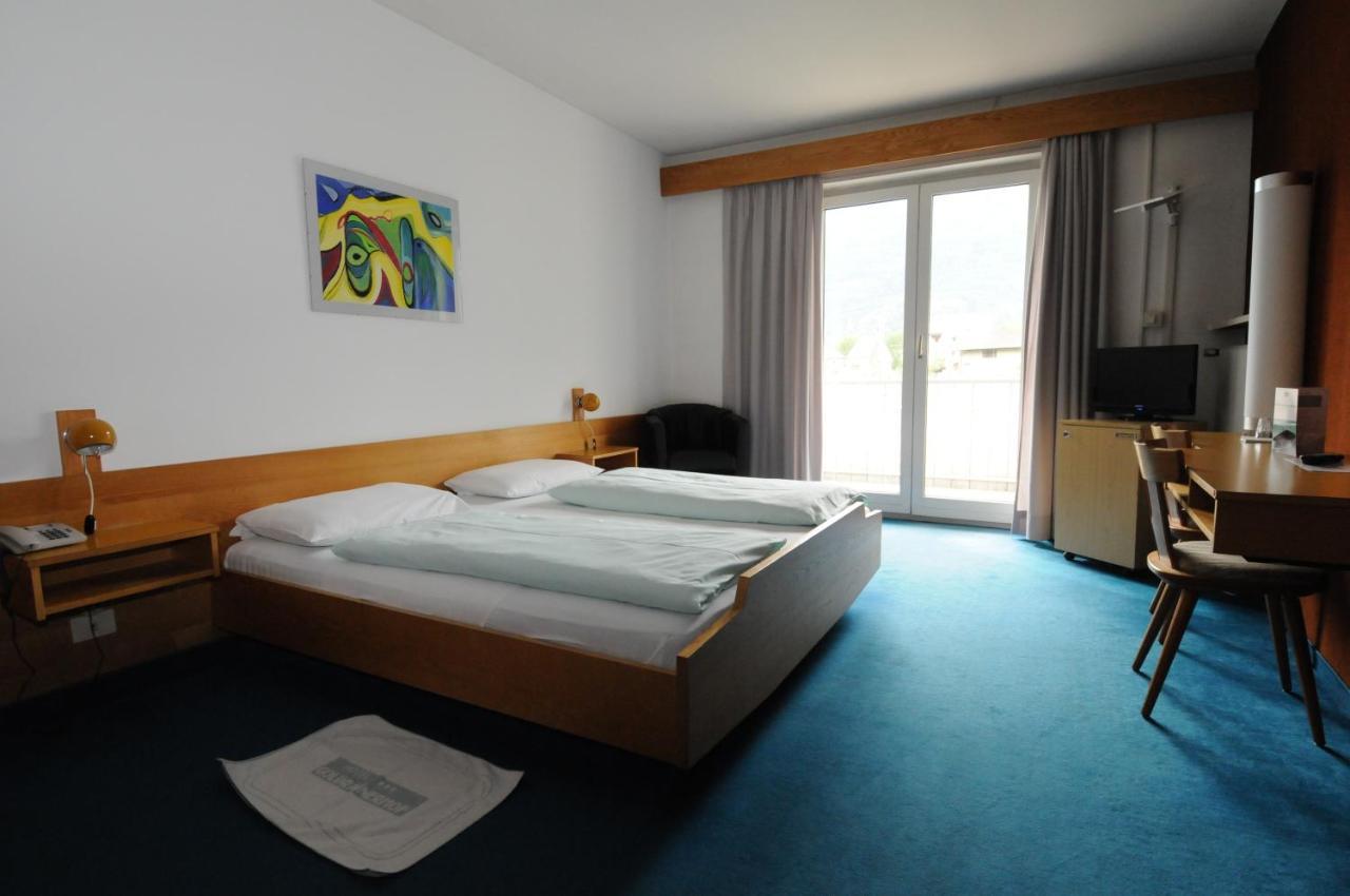 Hotel-Restaurant-Pizzeria Goldrainerhof Экстерьер фото